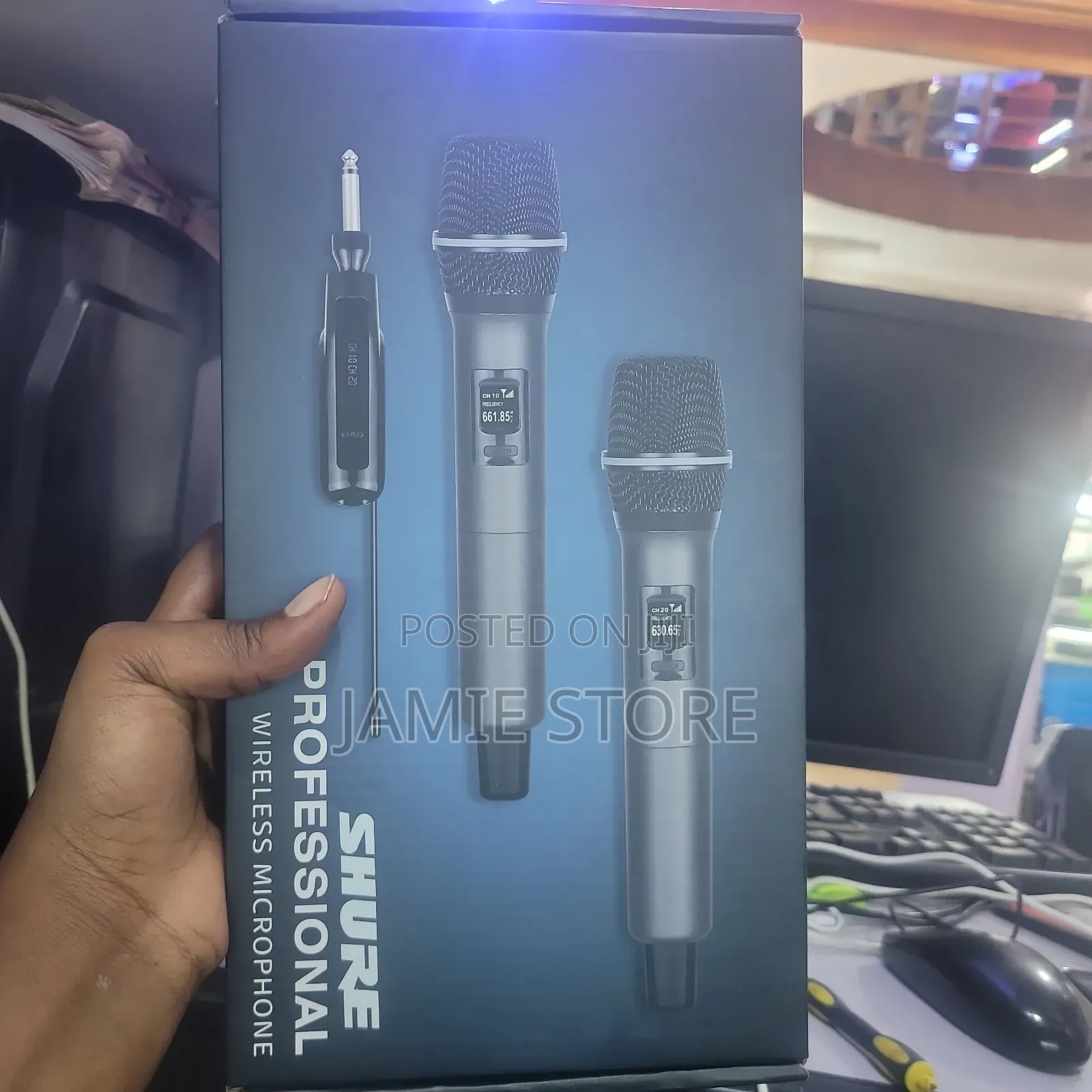 Shure Professional Wireless Microphone/ Wireless Microphone