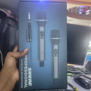 Shure Professional Wireless Microphone/ Wireless Microphone