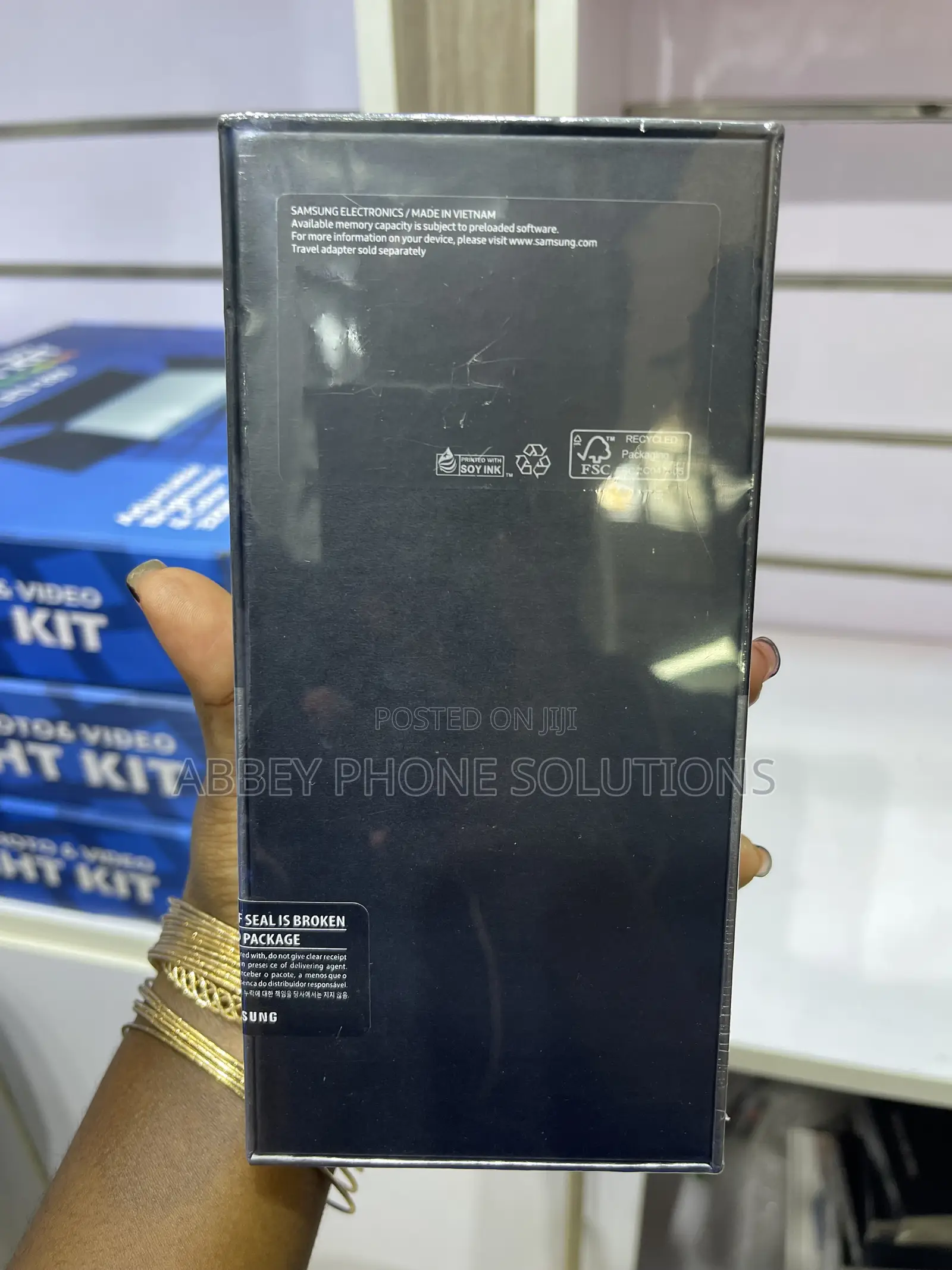 New Samsung Galaxy Z Flip4 256 GB Purple