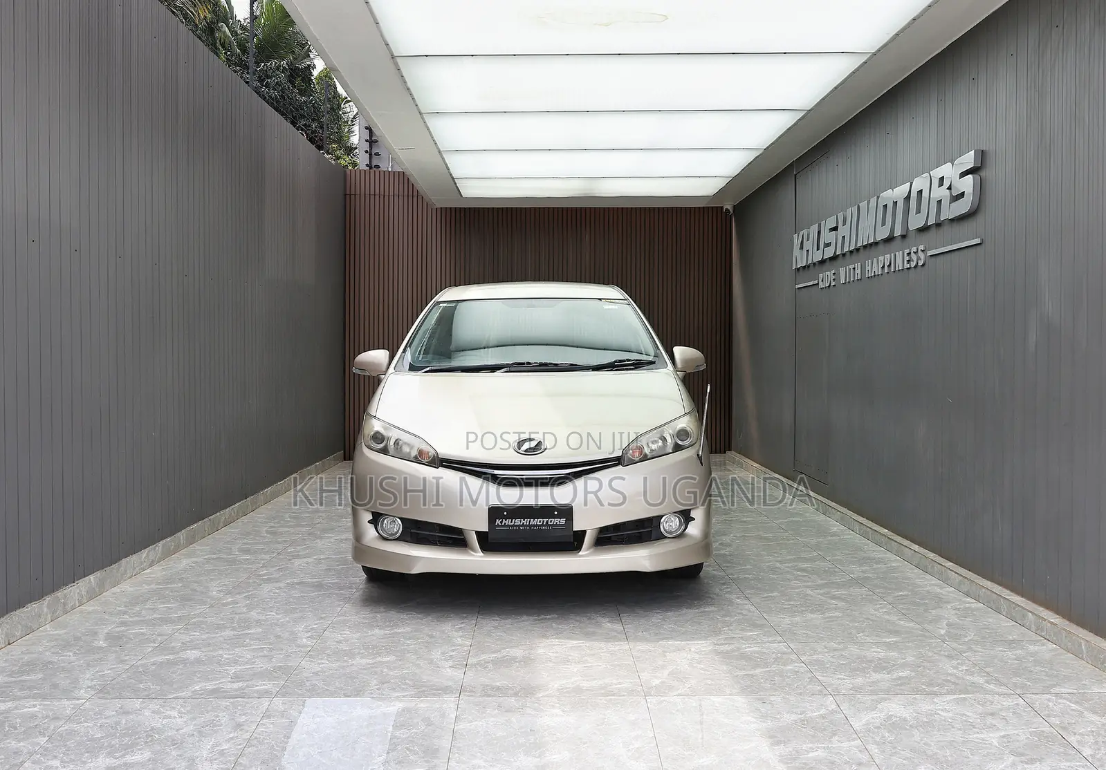 Toyota Wish 2013 Beige