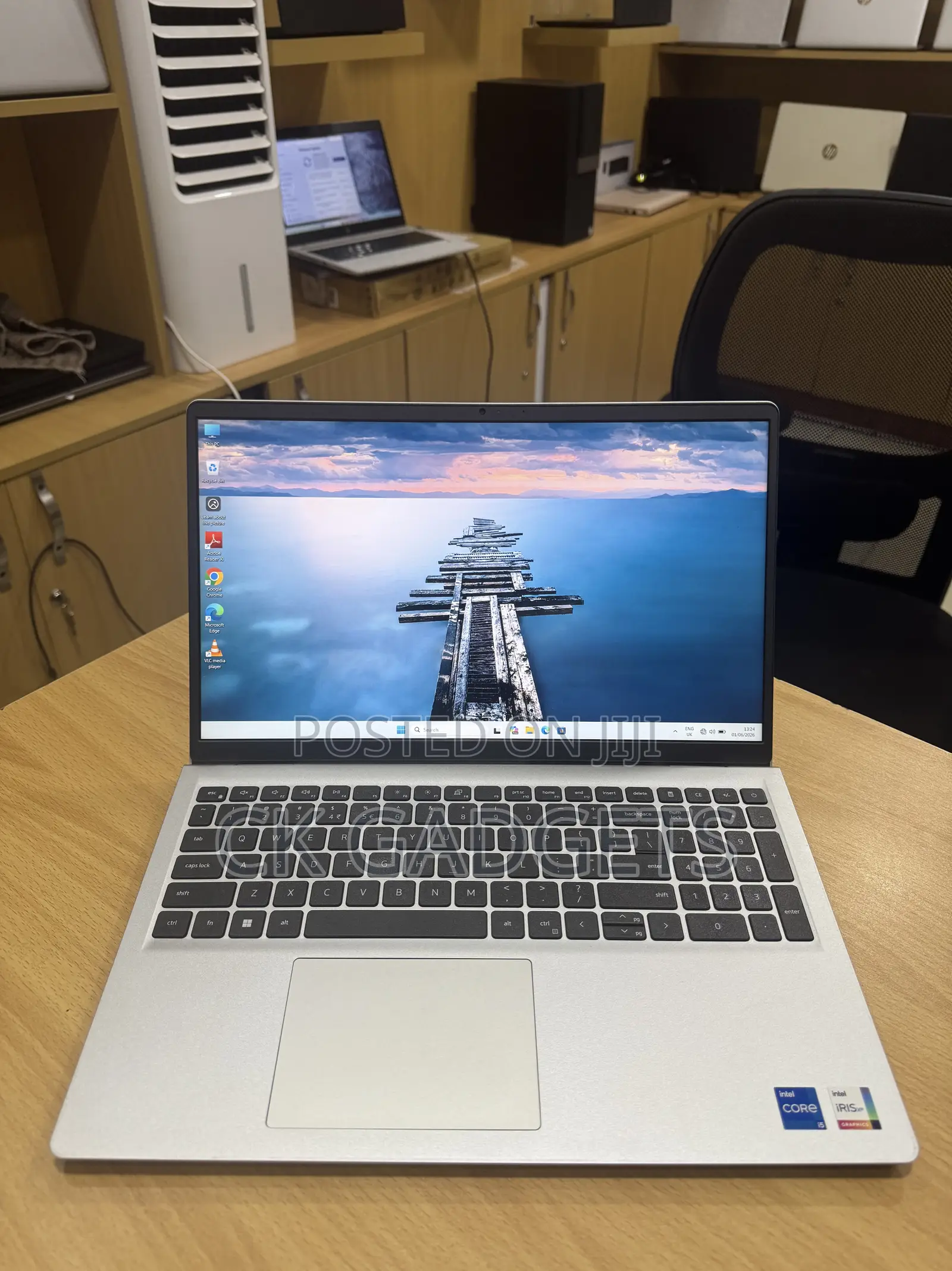 New Laptop Dell Inspiron 15 3521 16GB Intel Core i5 SSD 256GB