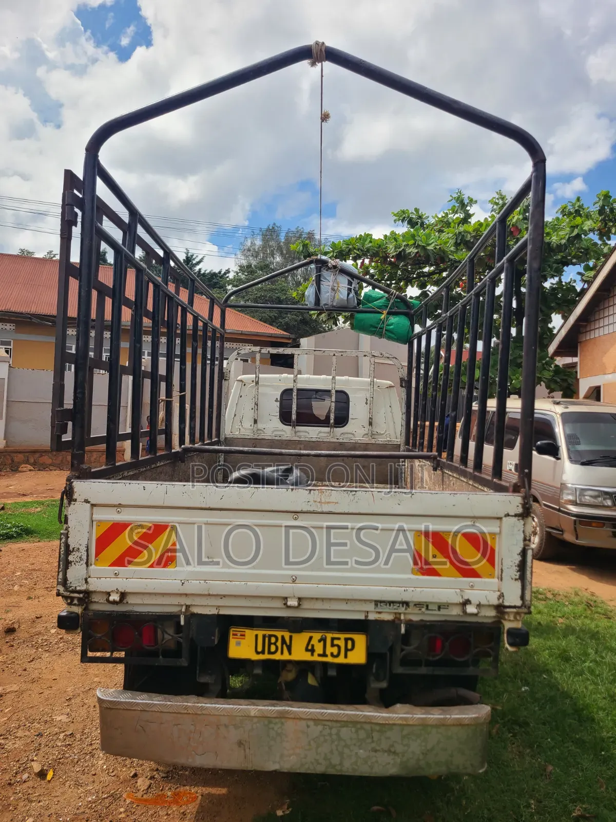 Isuzu Elf 2500 Reg No Ubn 415p White in Color,Big Tyres 700r15