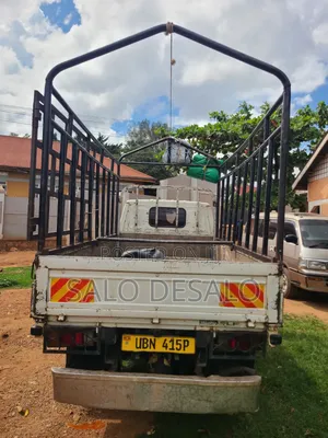 Isuzu Elf 2500 Reg No Ubn 415p White in Color,Big Tyres 700r15