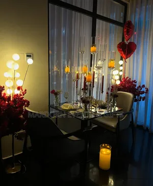 Indoor or Outdoor Executive Dinner Setups for Your Loved Ones.