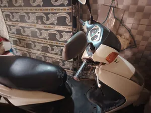 Yamaha Majesty 2003 White