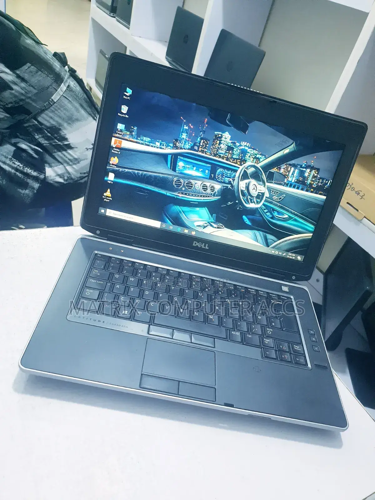Laptop Dell Latitude E6430 4GB Intel Core i5 HDD 320GB
