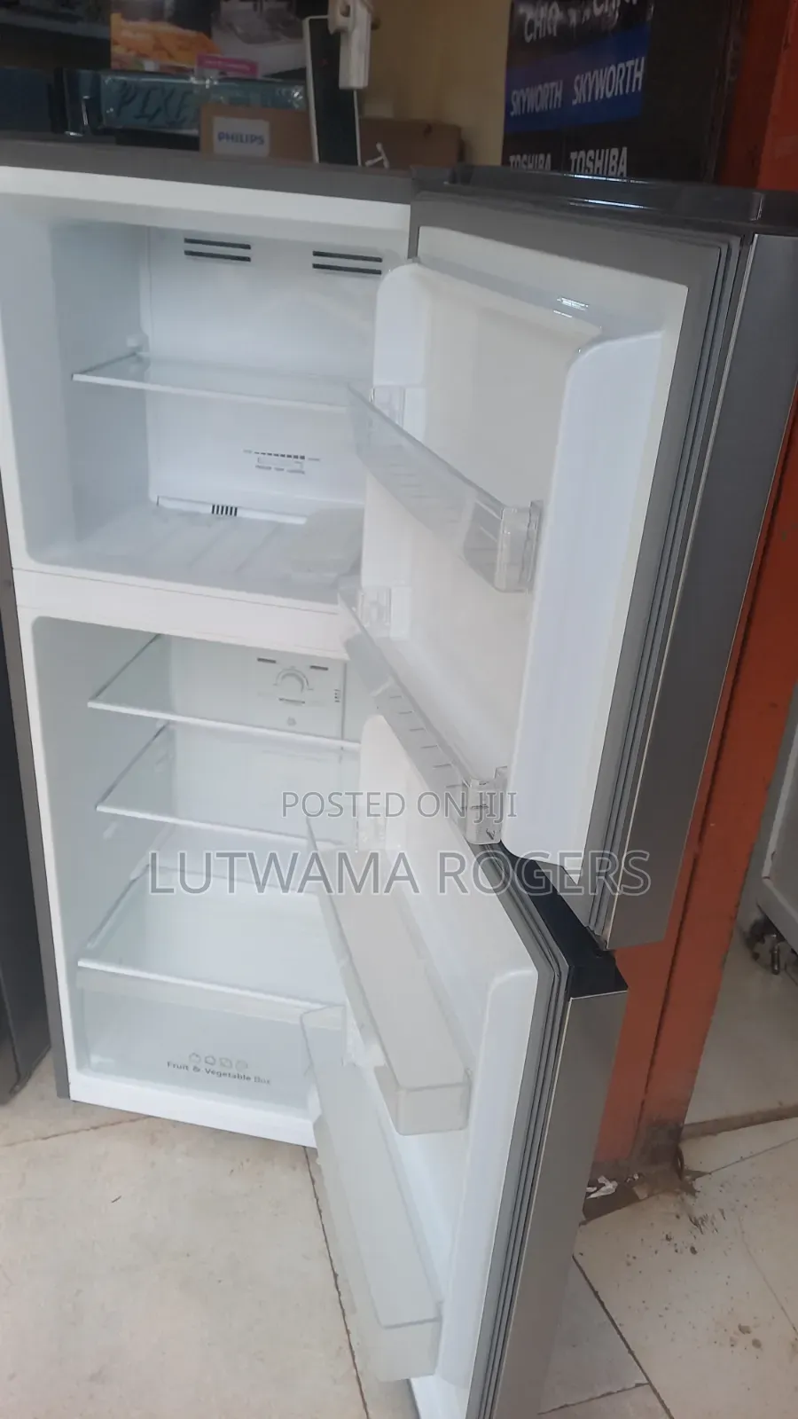 Hisense Fridge 266ltrs