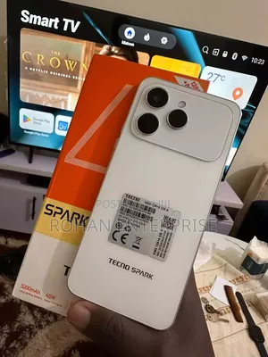 New Tecno Spark 40 256 GB White