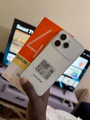 New Tecno Spark 40 256 GB White