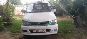 Toyota Noah 2002 White