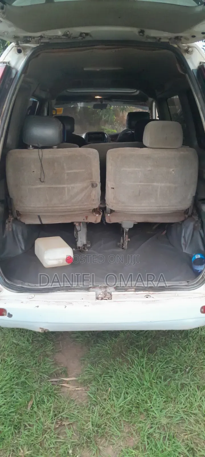 Toyota Noah 2002 White