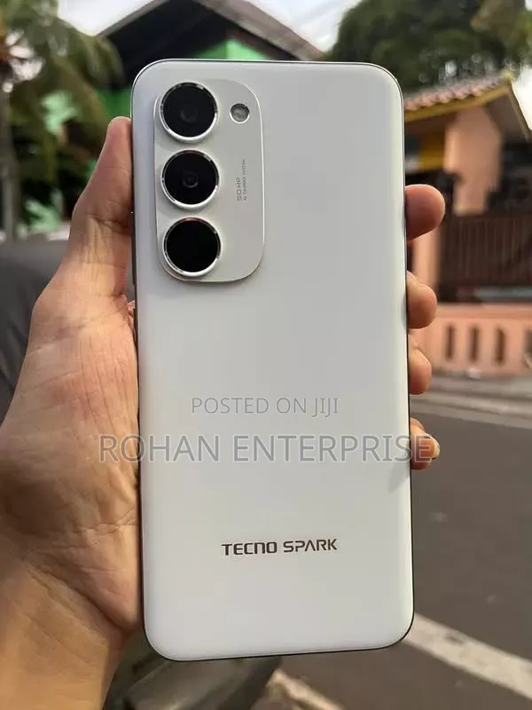New Tecno Spark 40 Pro+ 256 GB White