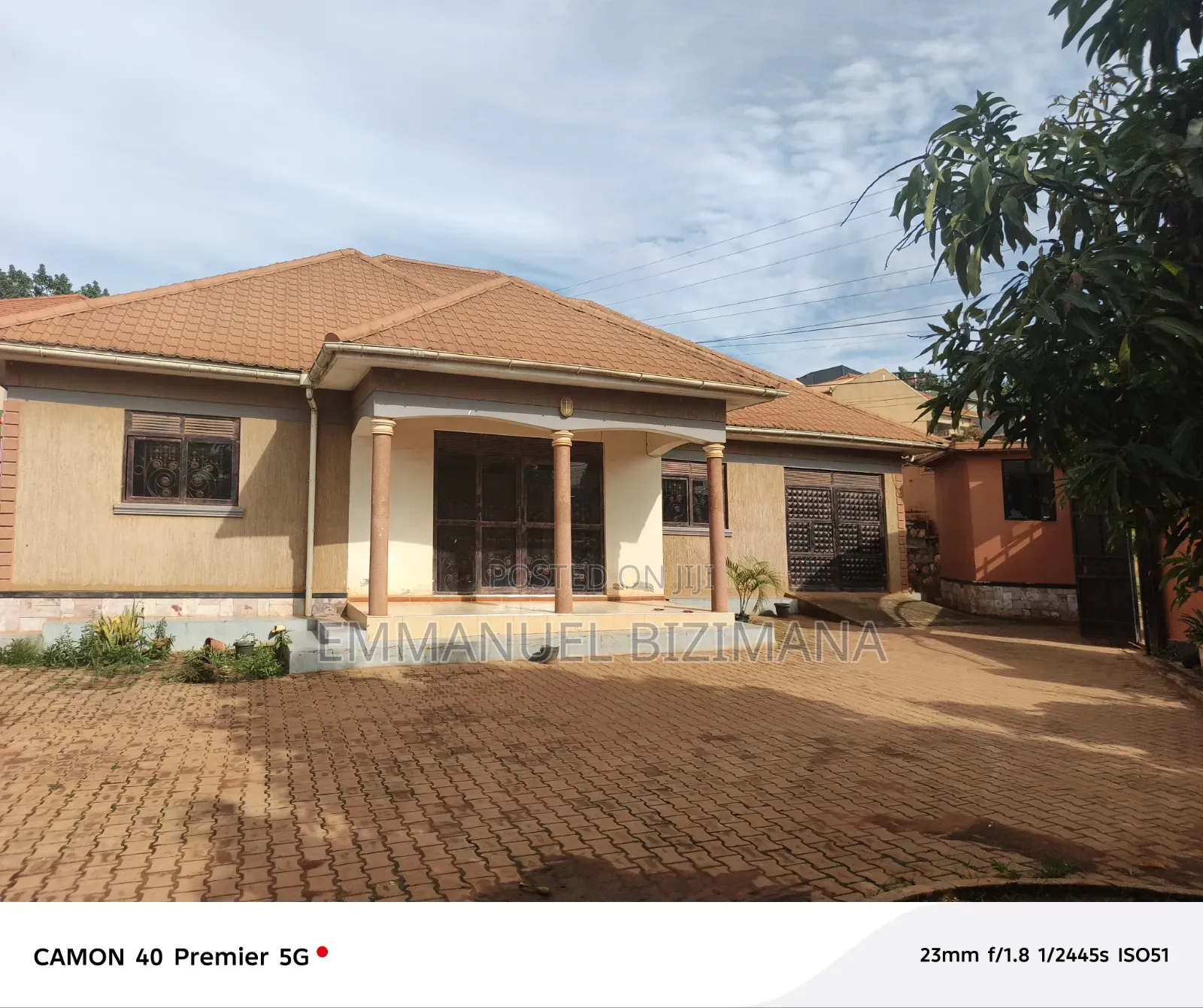 Furnished 4bdrm Bungalow in Kira, Central Division for sale