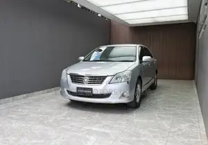 Toyota Premio 1.8 FWD 2011 Silver