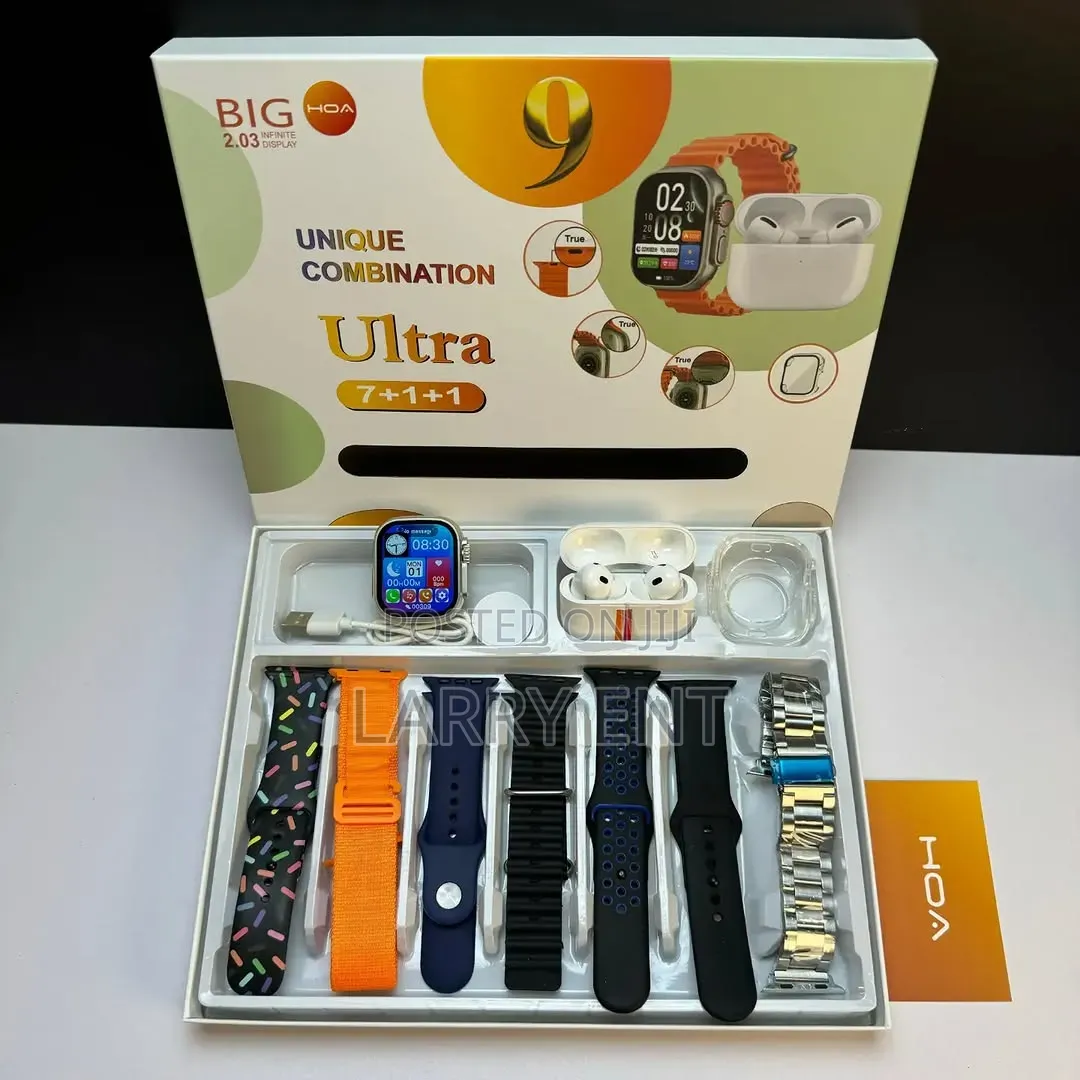Ultra Smartwatch iPhone Android Compatible With Earbuds 7 Straps