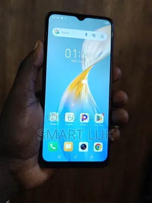 Itel P40 64 GB Black