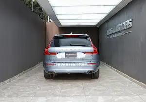 Volvo XC60 2018 Blue