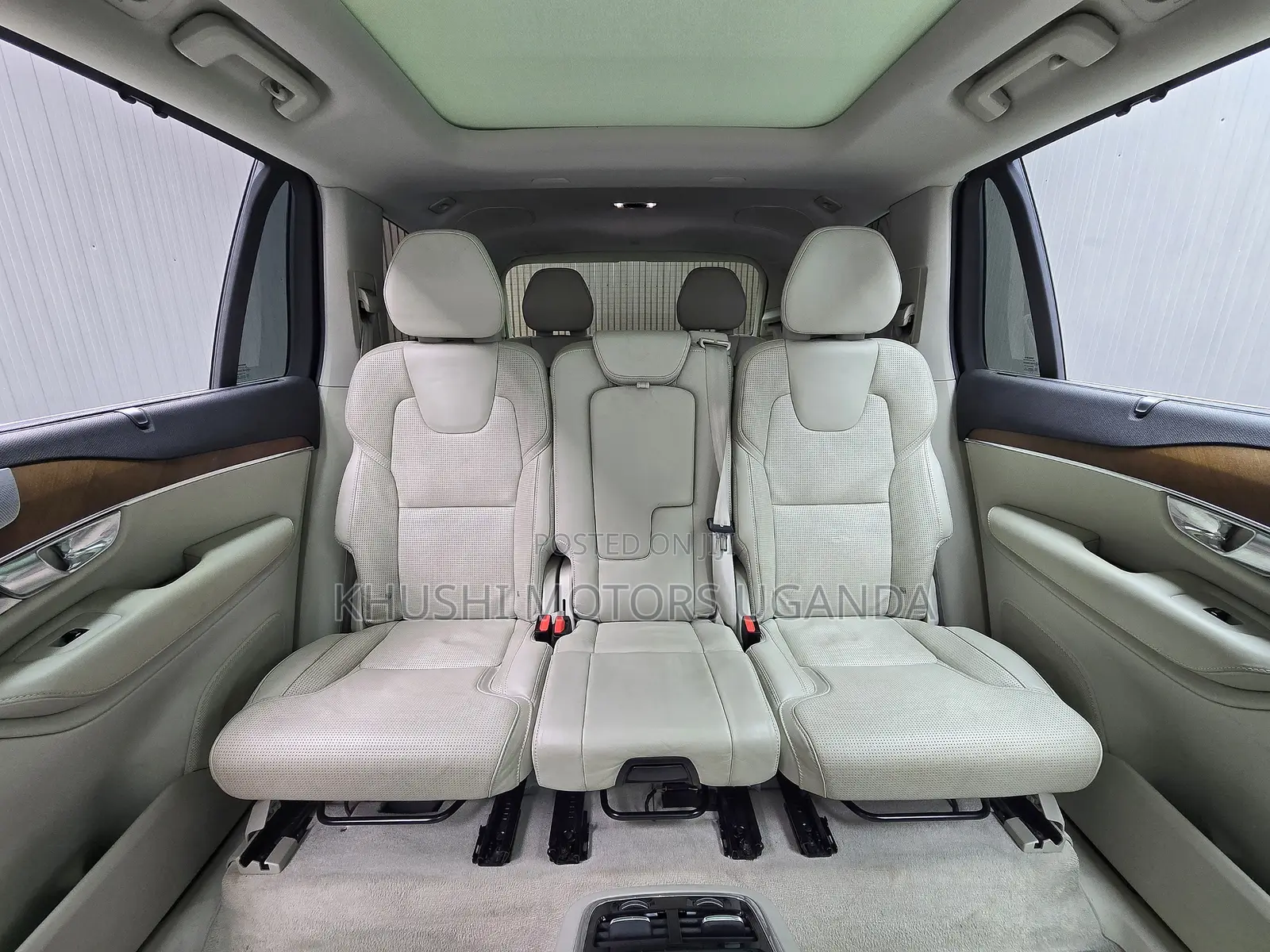 Volvo XC60 2018 Blue