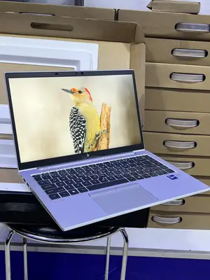 New Laptop HP EliteBook 840 G8 16GB Intel Core i7 SSD 512GB