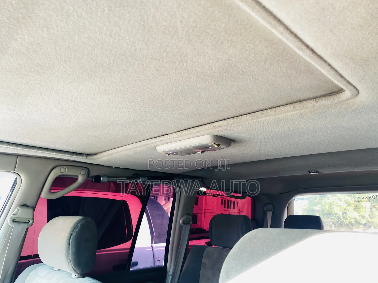 Toyota Land Cruiser 1999 White