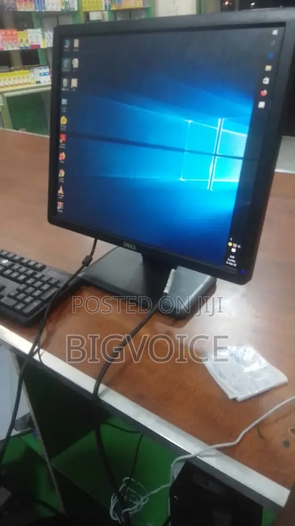 Desktop Computer Dell Aurora 4GB Intel Core i5 SSD 500GB