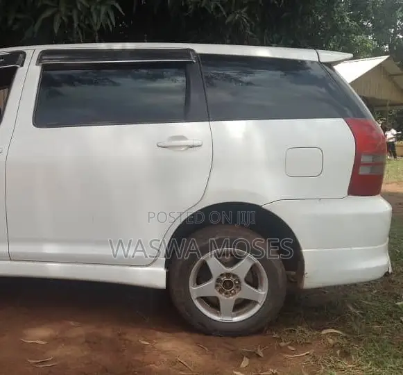Toyota Wish 2003 White