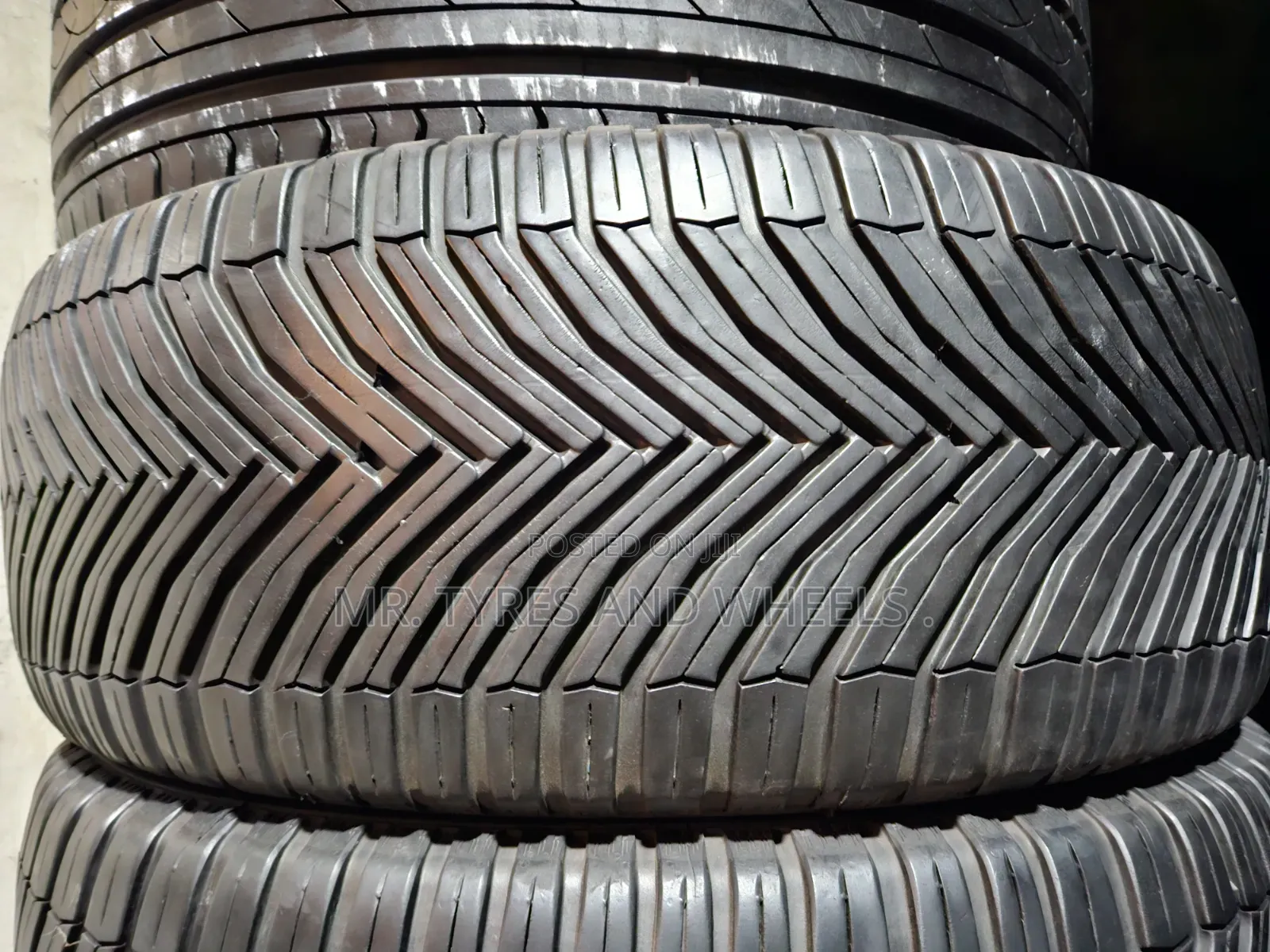 225 55 R19 Michelin in De Place Its Always a Set  Order We Deliver.