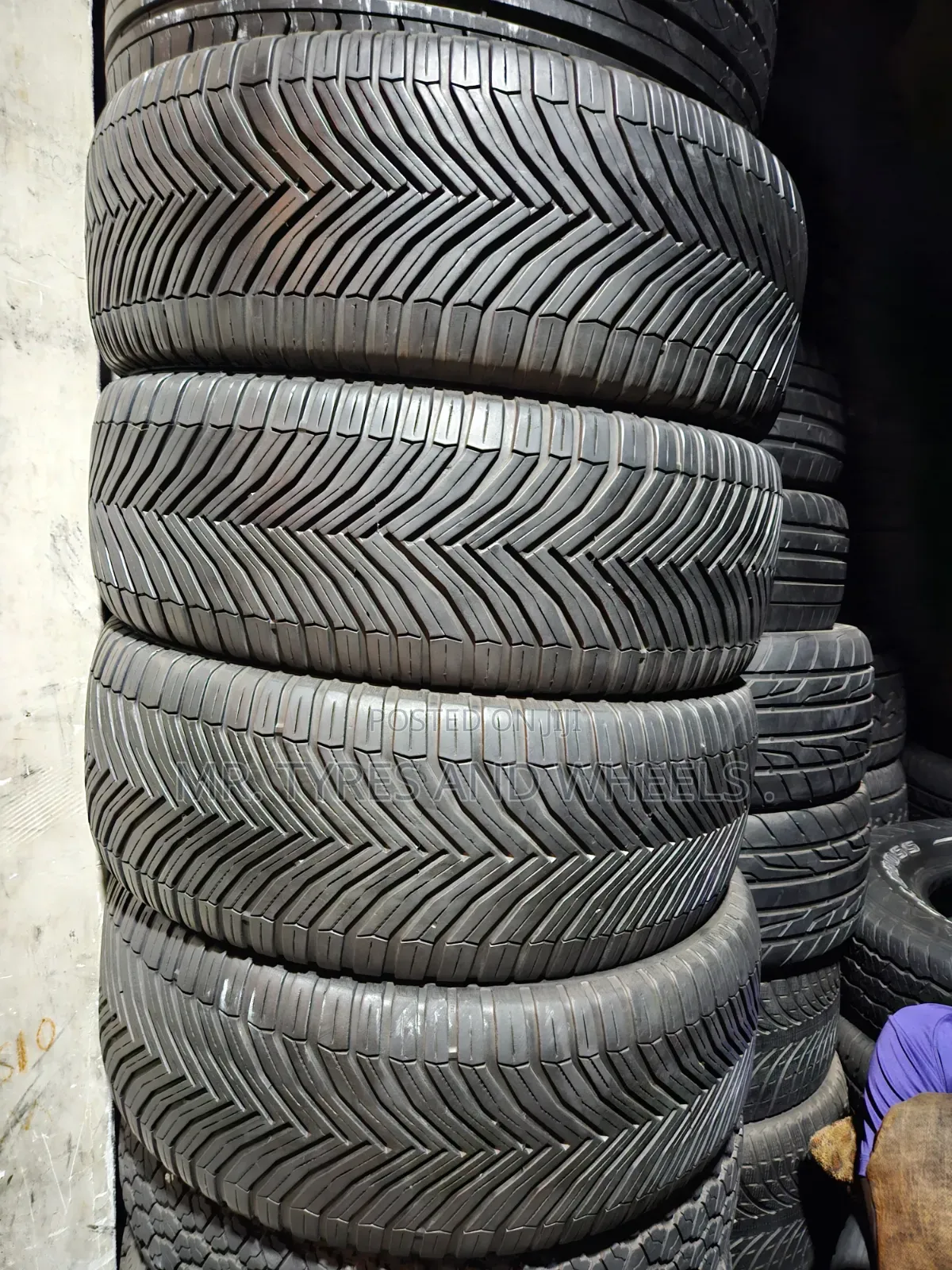 225 55 R19 Michelin in De Place Its Always a Set  Order We Deliver.