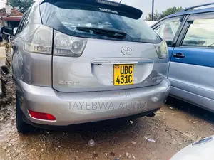 Toyota Harrier 2.4 2006 Gray