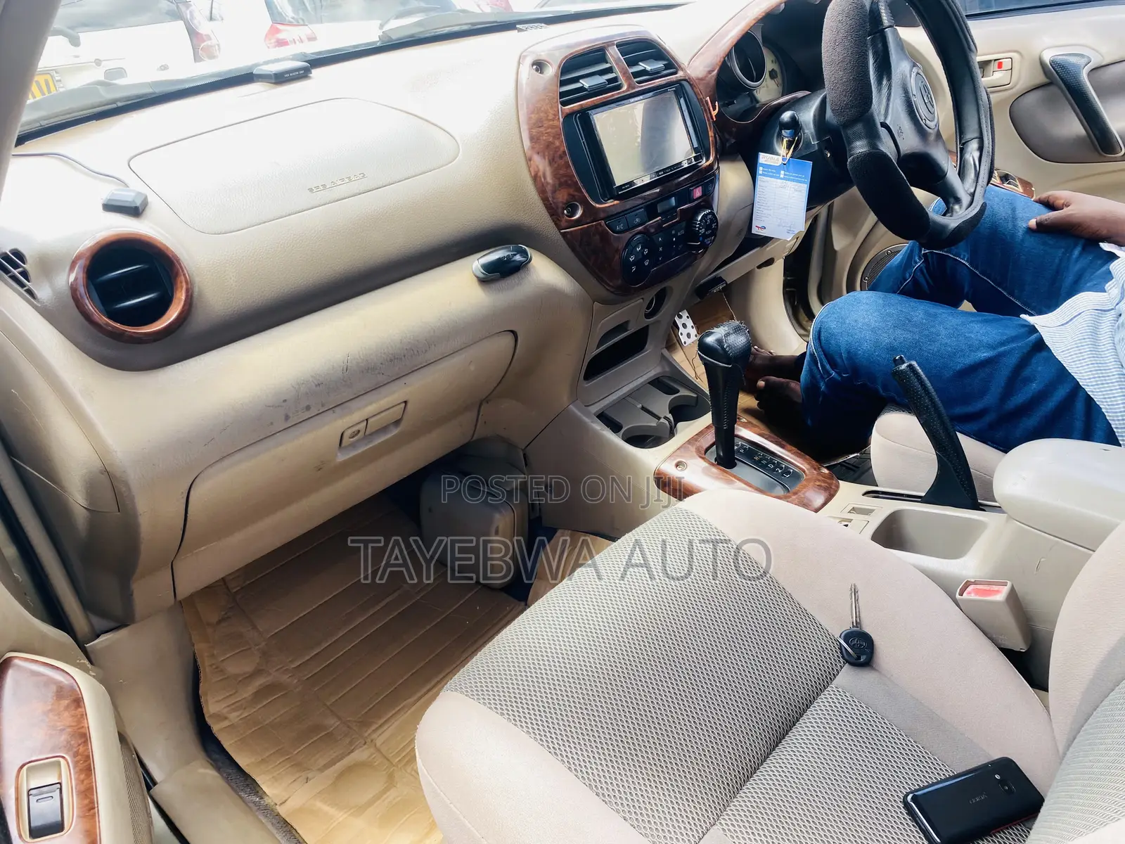 Toyota RAV4 Automatic 2000 Gold