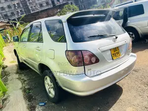 Toyota Harrier 3.0 V6 2002 Silver