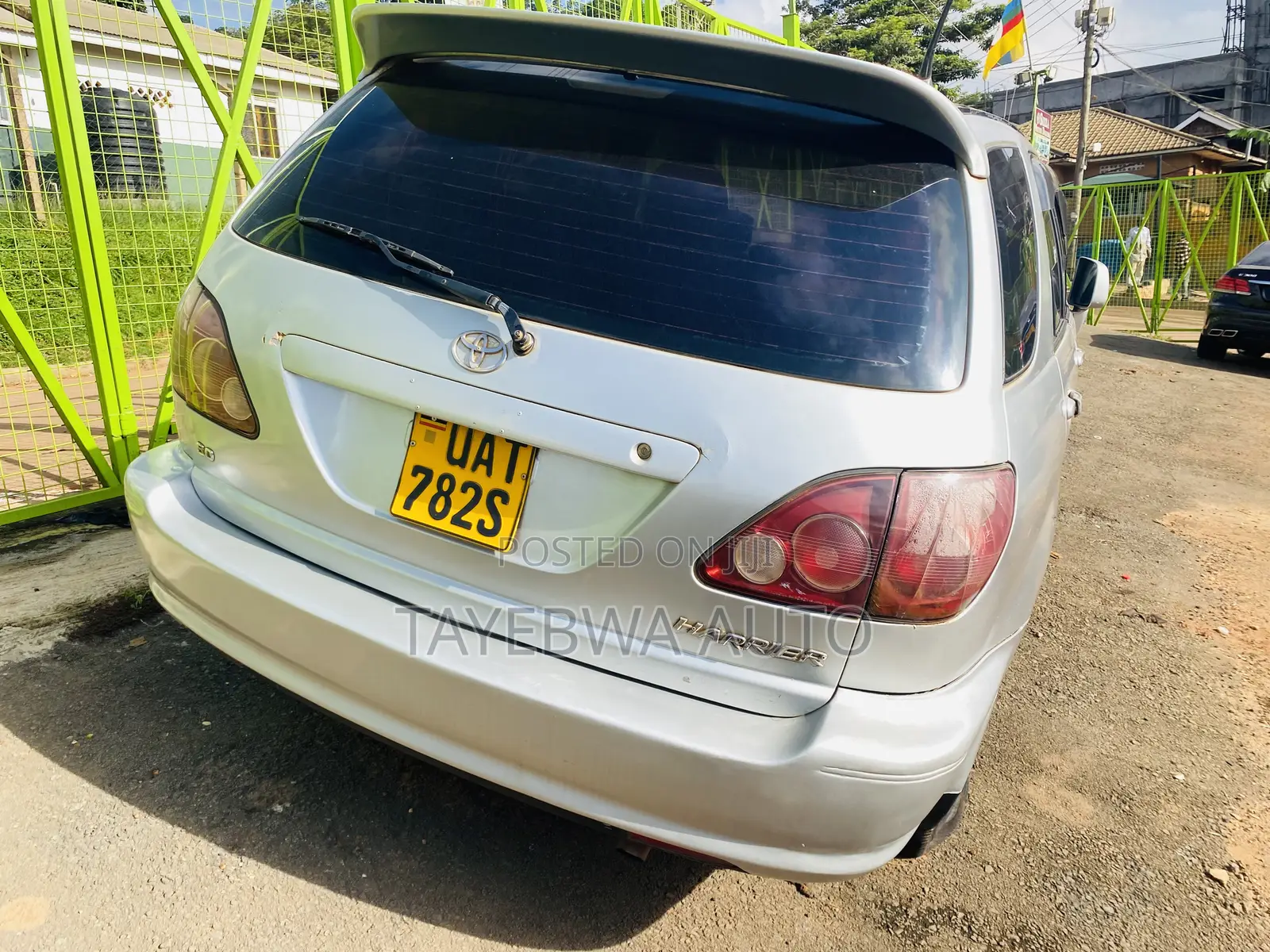 Toyota Harrier 3.0 V6 2002 Silver