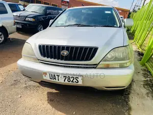 Toyota Harrier 3.0 V6 2002 Silver