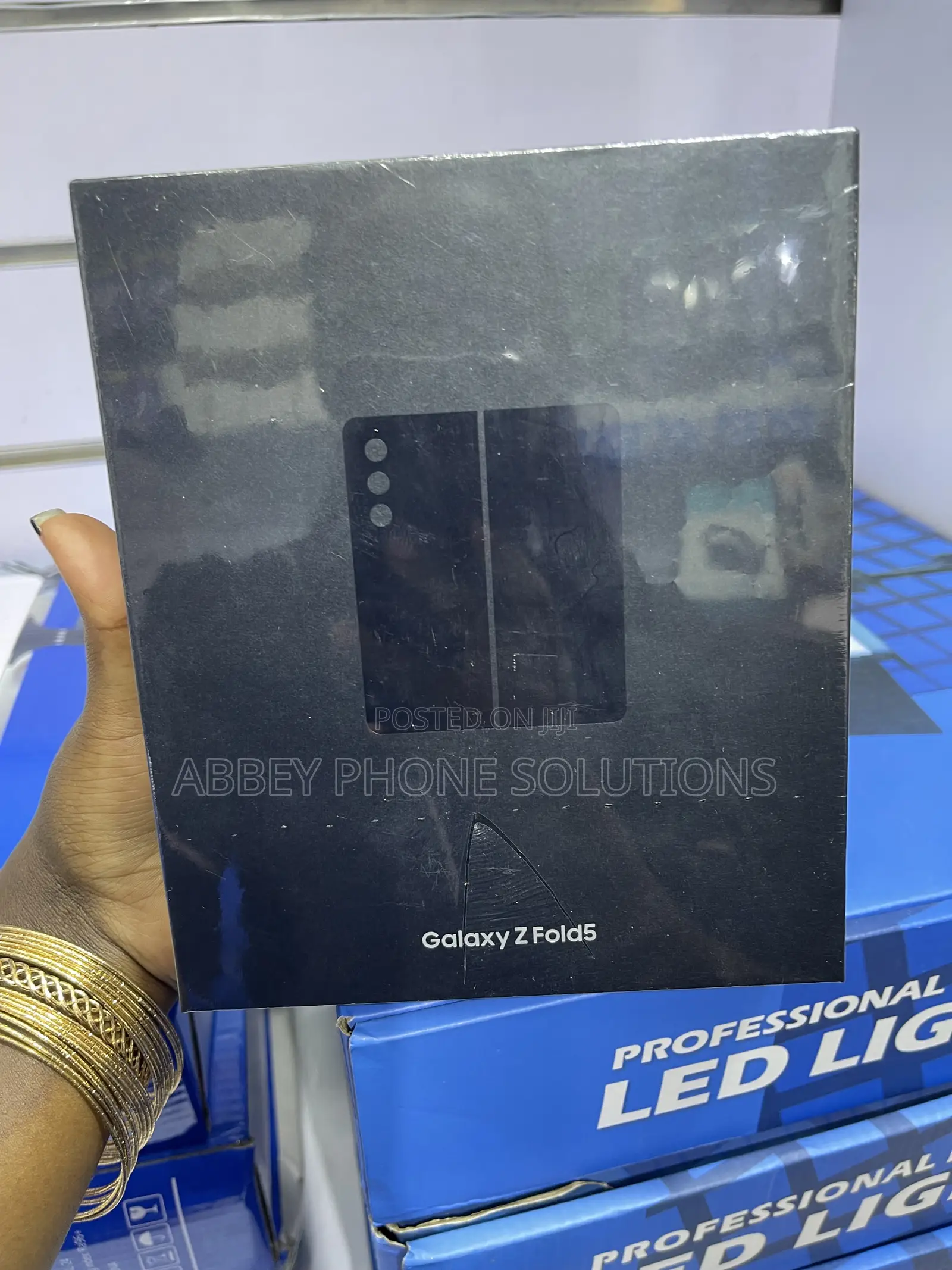 New Samsung Galaxy Fold 5G 512 GB Black