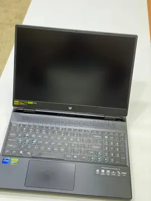 Laptop Acer Predator Helios Neo 16 16GB Intel Core i7 SSD 512GB