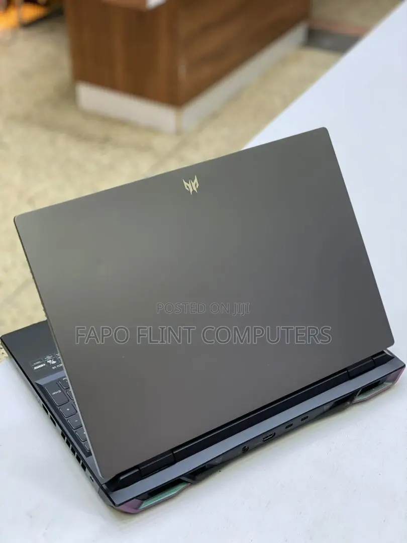 Laptop Acer Predator Helios Neo 16 16GB Intel Core i7 SSD 512GB