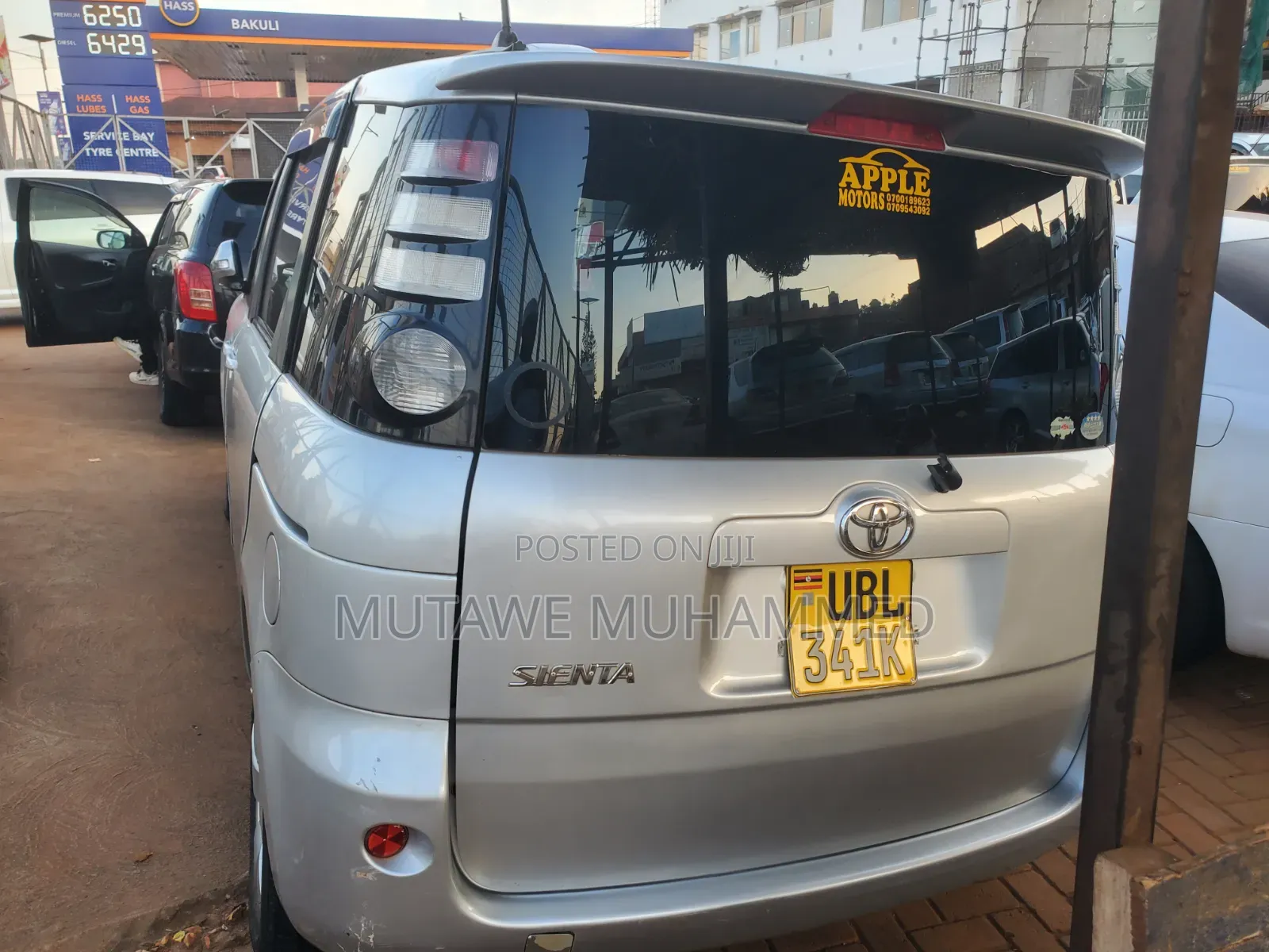 Toyota Sienta 2008 Silver
