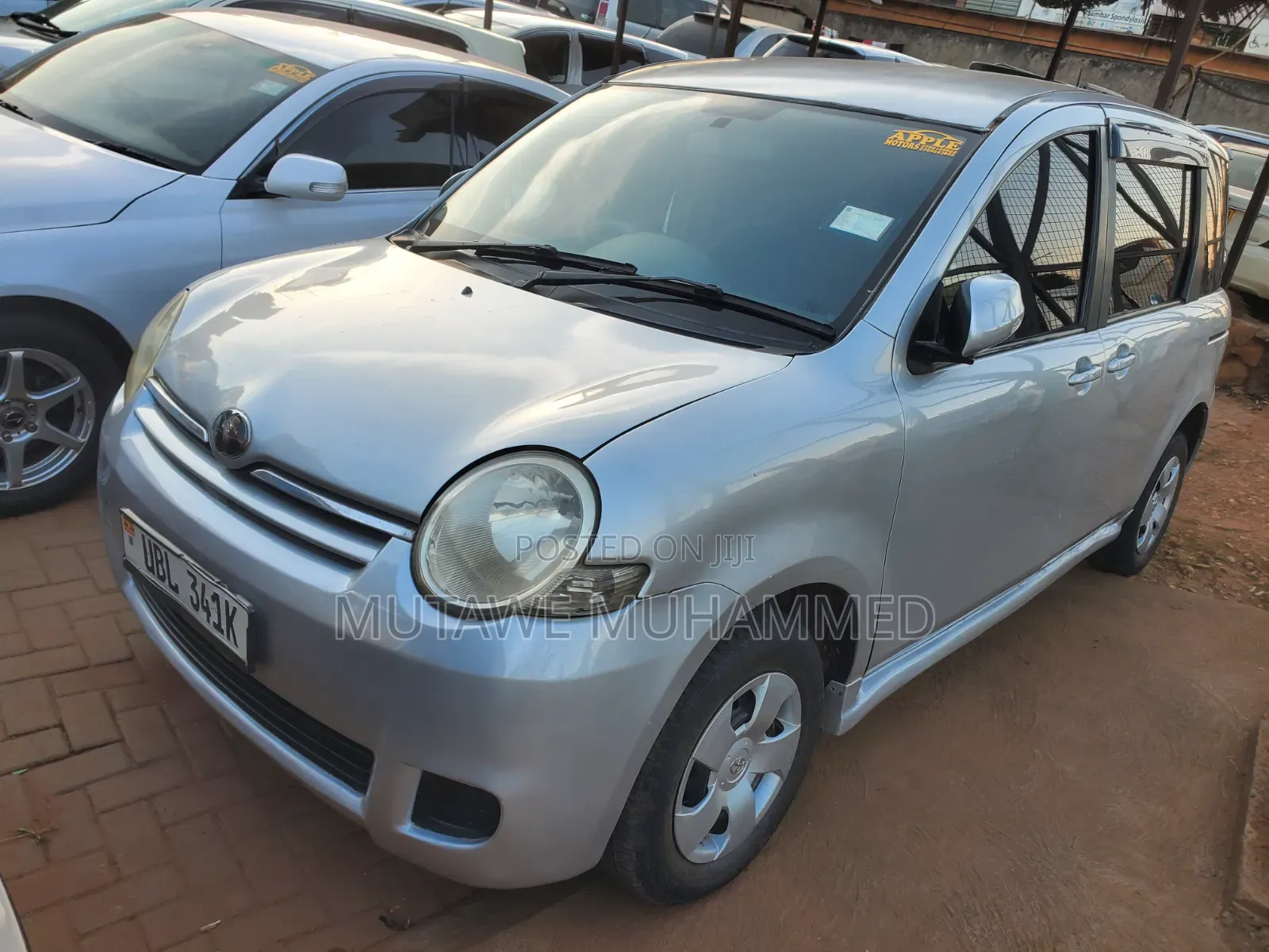 Toyota Sienta 2008 Silver