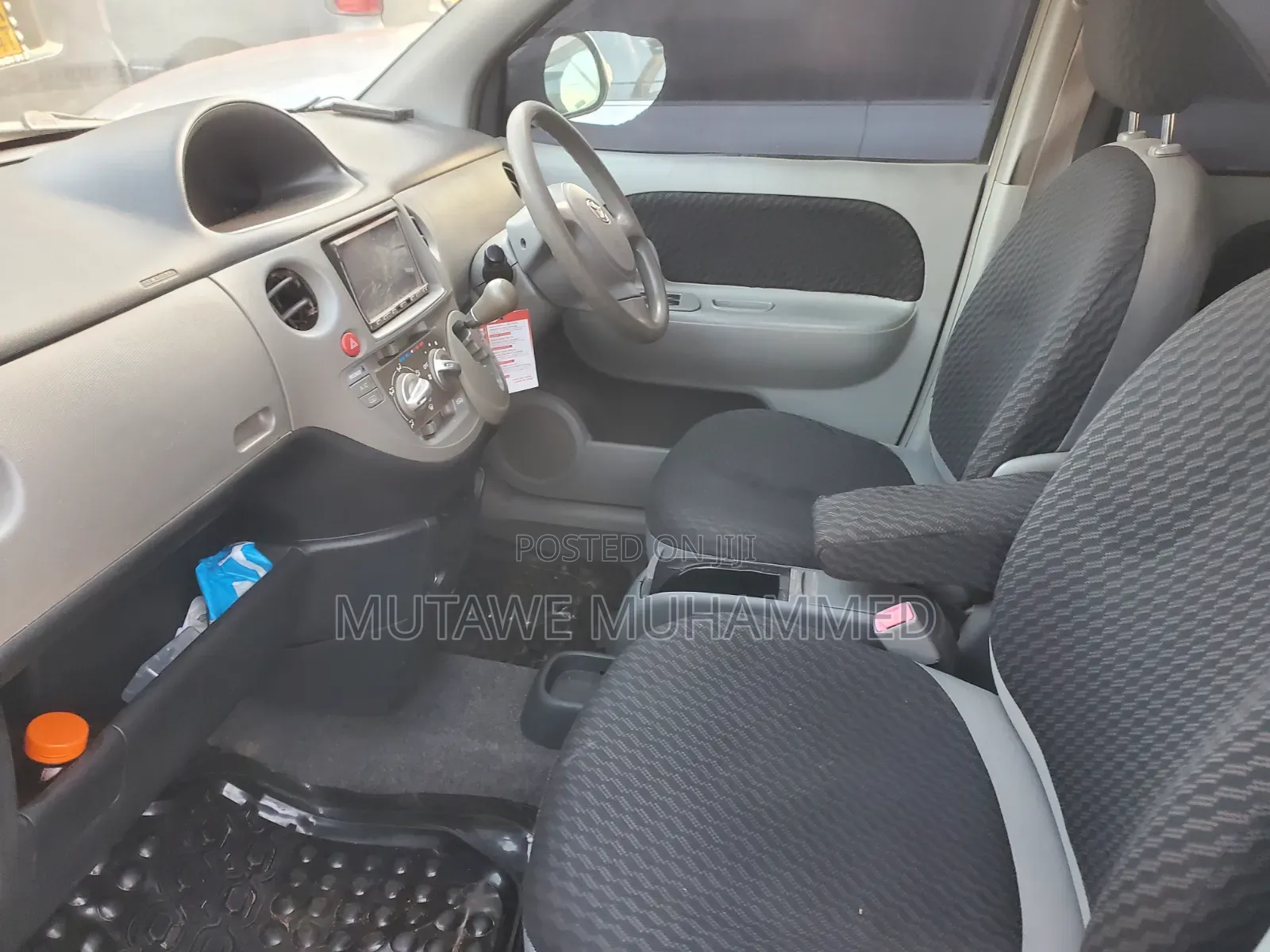 Toyota Sienta 2008 Silver