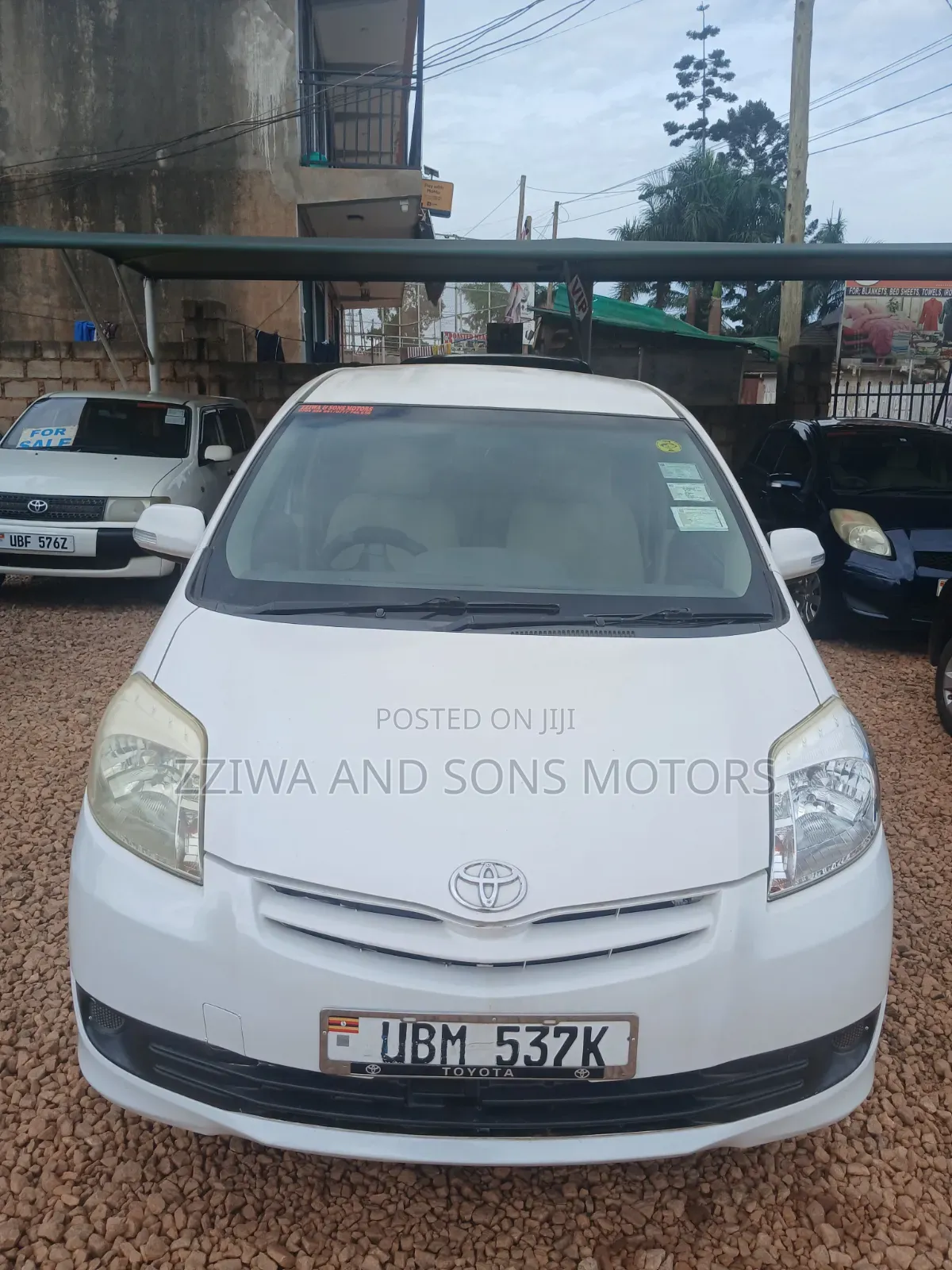 Toyota Passo Sette 1.5 FWD 2011 White