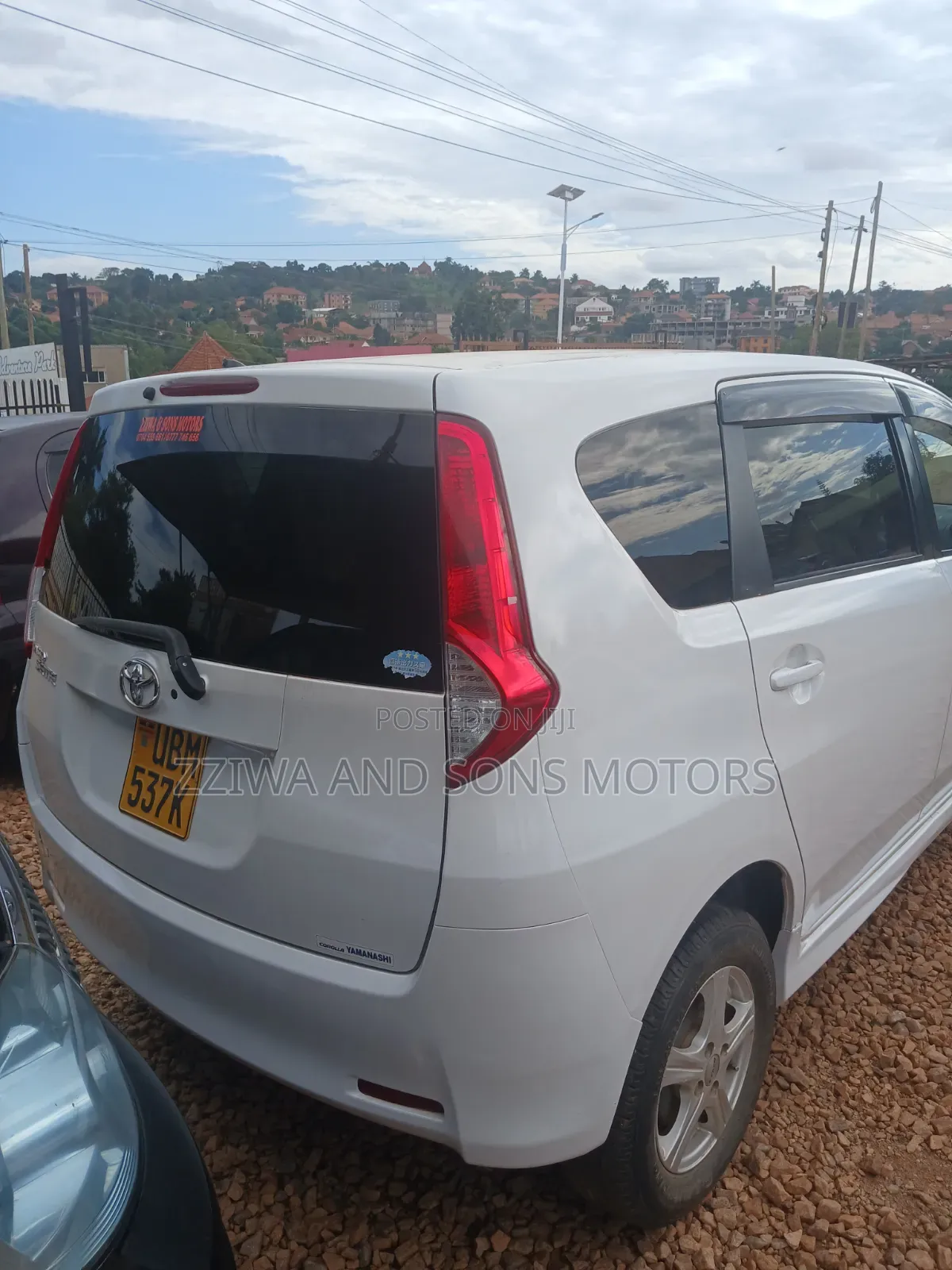 Toyota Passo Sette 1.5 FWD 2011 White
