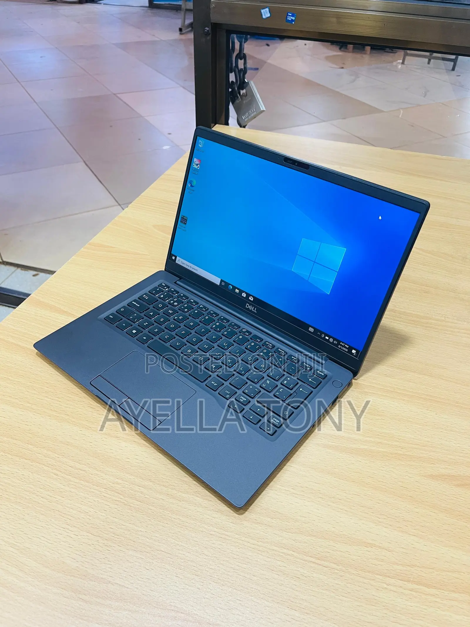 New Laptop Dell Latitude 7400 8GB Intel Core i5 SSD 256GB