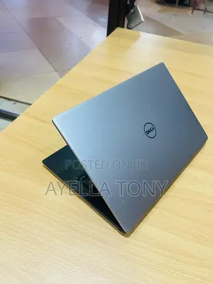New Laptop Dell XPS 13 9360 8GB Intel Core i7 SSD 256GB