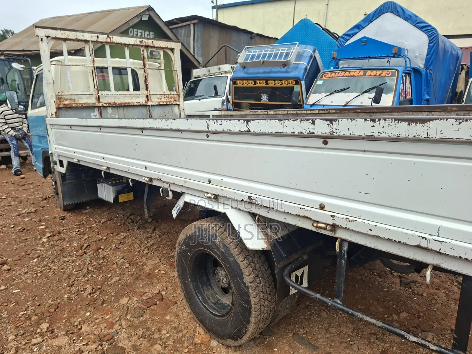 Isuzu Elf Truck