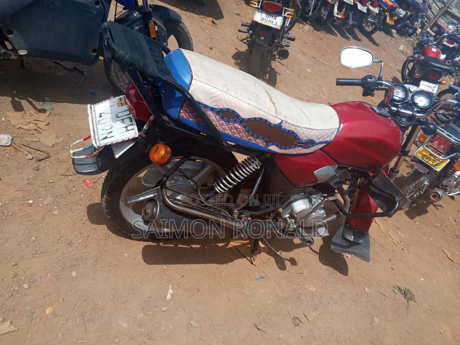 TVS HLX 125 2024 Red