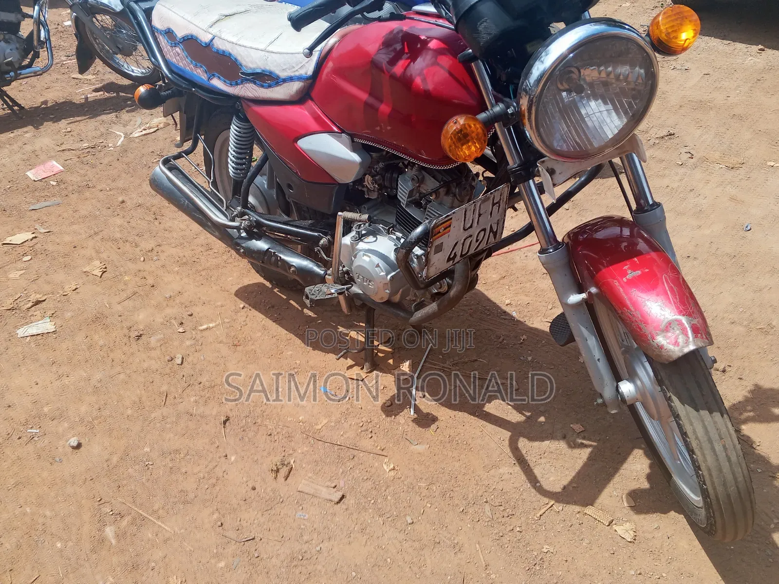TVS HLX 125 2024 Red