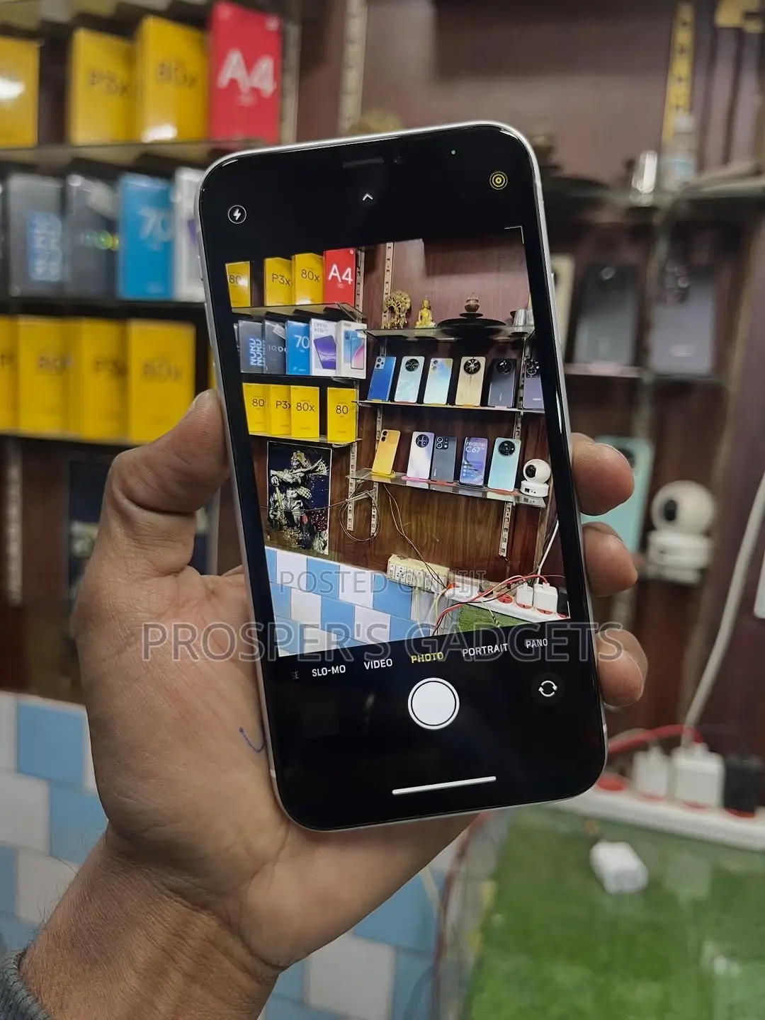Apple iPhone XR 64 GB White