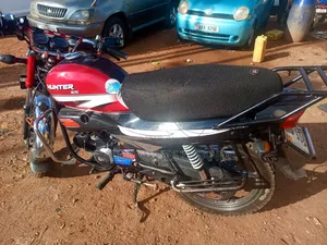 Hero Hunter 125 2023 Red