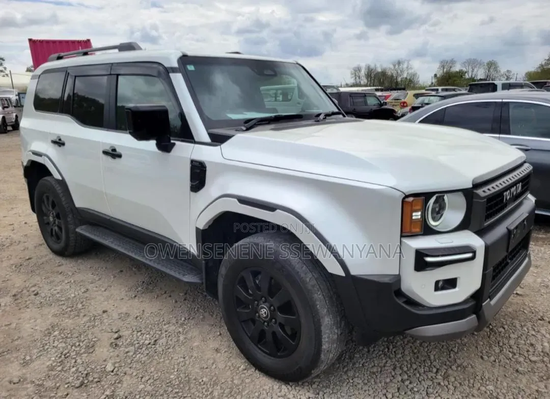 New Toyota Land Cruiser Prado 2025 White