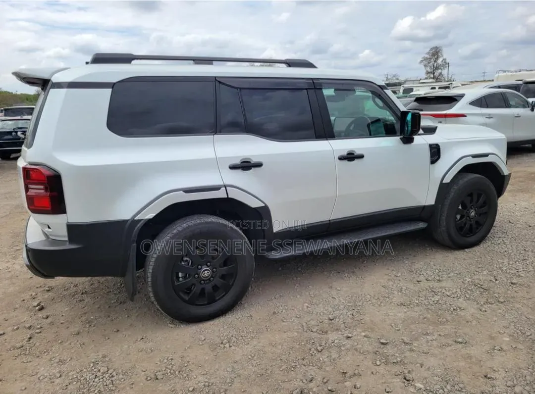 New Toyota Land Cruiser Prado 2025 White